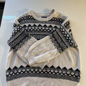 American Eagle Jegging Fit Sweater Sz Large